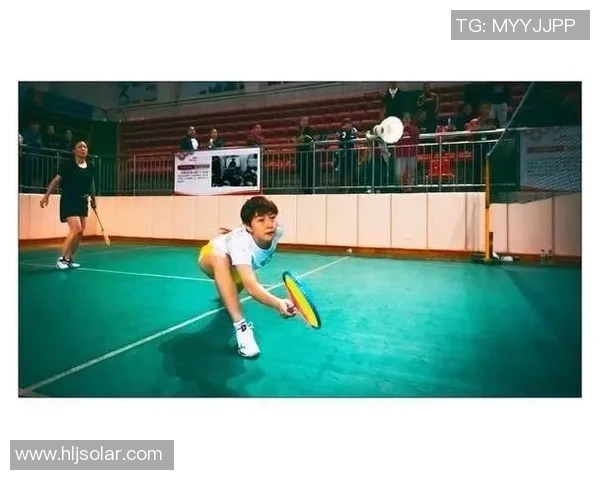 羽毛球的魅力:深入重庆羽毛球队的极速对决与训练揭秘 羽毛球的魅力:深入重庆羽毛球队的极速对决与训练揭秘