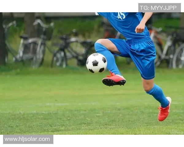 足球明星O型腿的秘密与影响揭秘他们如何克服身体缺陷成就辉煌职业生涯 足球明星O型腿的秘密与影响揭秘他们如何克服身体缺陷成就辉煌职业生涯