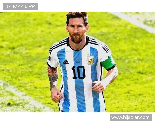 足球明星们的墙面艺术揭秘他们钟爱的壁纸风格与设计选择 足球明星们的墙面艺术揭秘他们钟爱的壁纸风格与设计选择