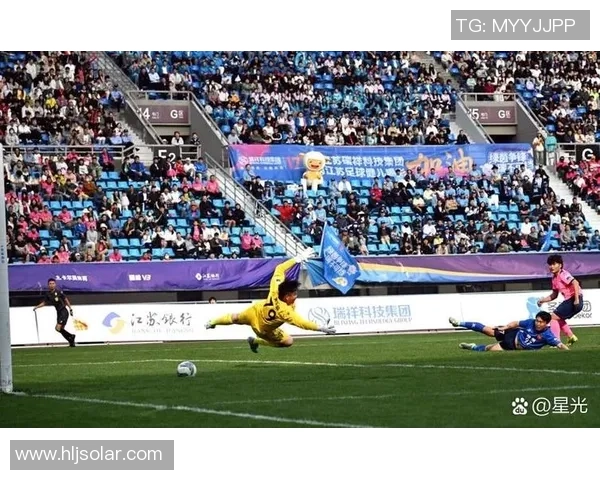 闪耀绿茵场的魅力足球明星与珠宝的华丽碰撞 闪耀绿茵场的魅力足球明星与珠宝的华丽碰撞